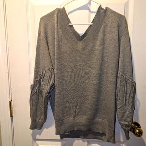 CBrand Sweater size L